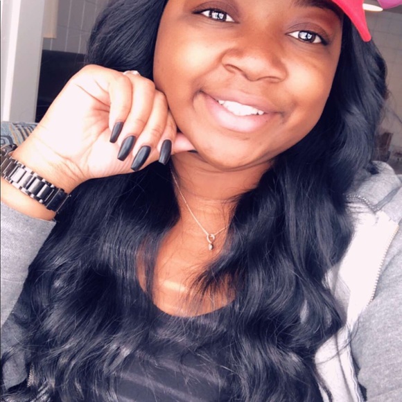 Meet your Posher, Brianna - Picture 3 of 7